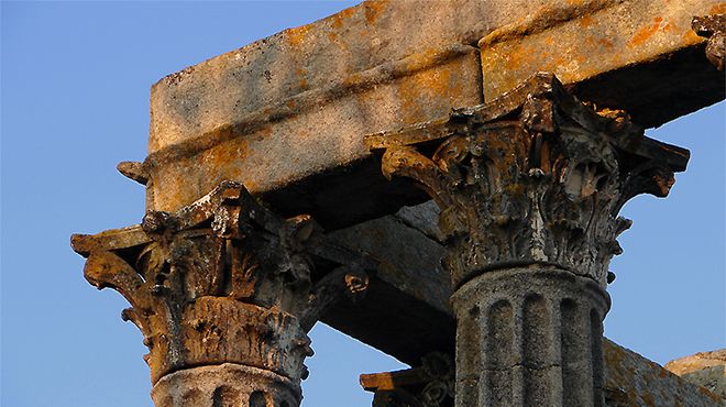 Templo romano de Évora
Ort: Évora Templo romano de Évora
Ort: Évora