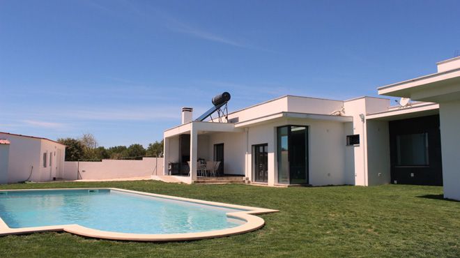 Casa Brunat
場所: Tremes / Santarém
写真: Casa Brunat Casa Brunat
場所: Tremes / Santarém
写真: Casa Brunat