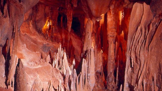 Grutas de Alvados Grutas de Alvados