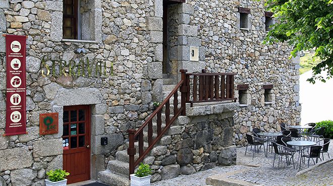 SerraVale - House & Nature
Place: Manteigas
Photo: SerraVale - House & Nature SerraVale - House & Nature
Place: Manteigas
Photo: SerraVale - House & Nature