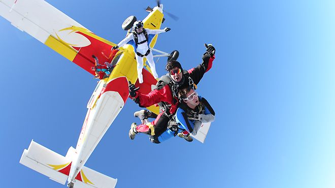 SKYDIVE PORTUGAL
Ort: Évora
Foto: SKYDIVE PORTUGAL SKYDIVE PORTUGAL
Ort: Évora
Foto: SKYDIVE PORTUGAL