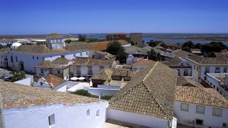 Vista de Faro sobre Ria Formosa
Plaats: Faro
Foto: Turismo de Portugal Vista de Faro sobre Ria Formosa
Plaats: Faro
Foto: Turismo de Portugal