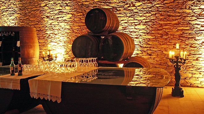 Enoteca Douro - Quinta da Avessada Enoteca Douro - Quinta da Avessada
